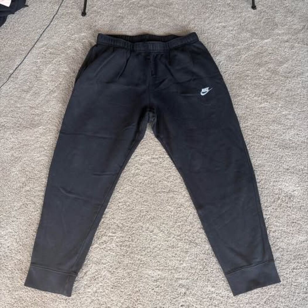 Men’s XXL Nike Joggers